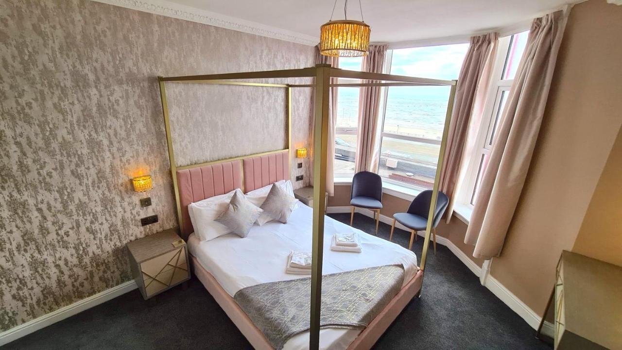 Tiffany's Hotel 3*