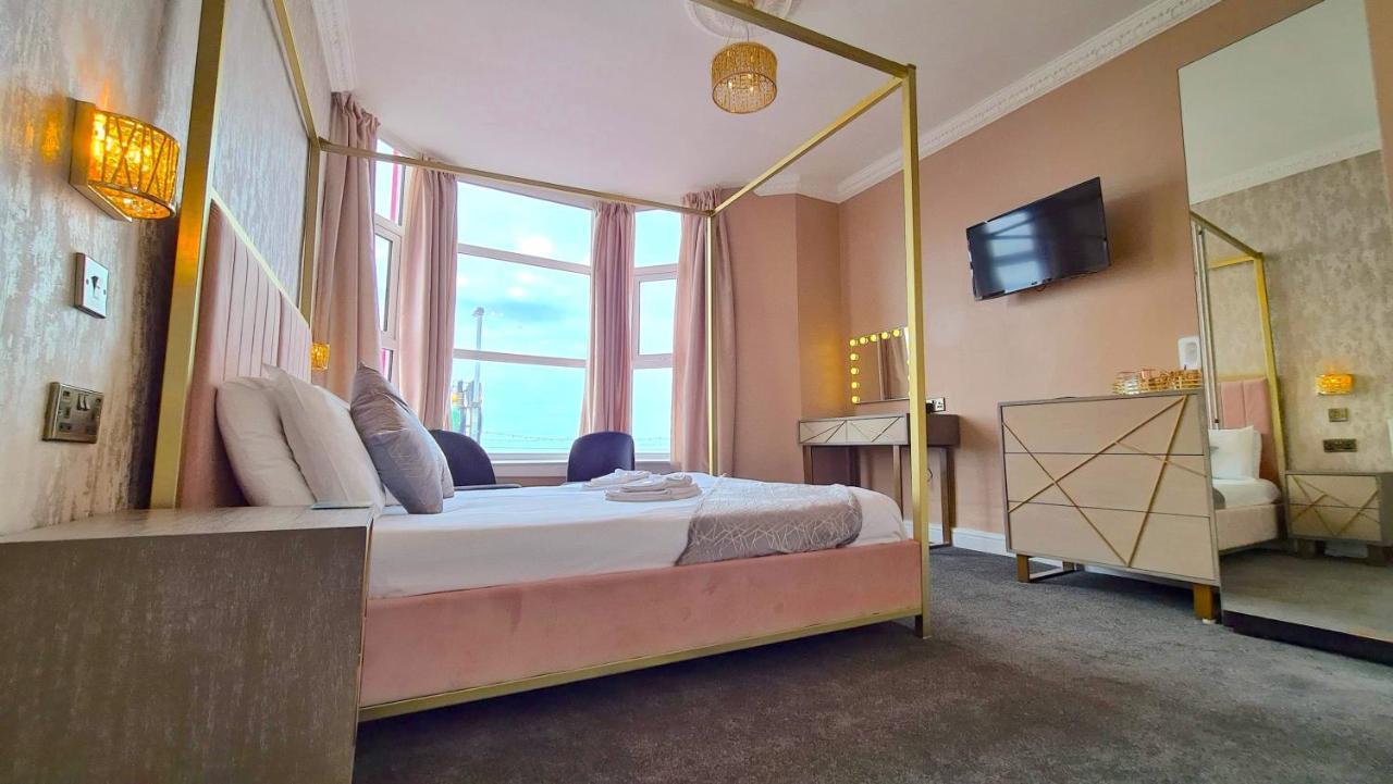 Tiffany's 3* Blackpool